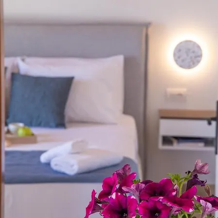 Your Destination Lejlighed *