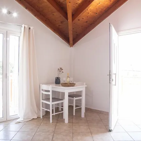 Your Destination Appartamento Lixouri